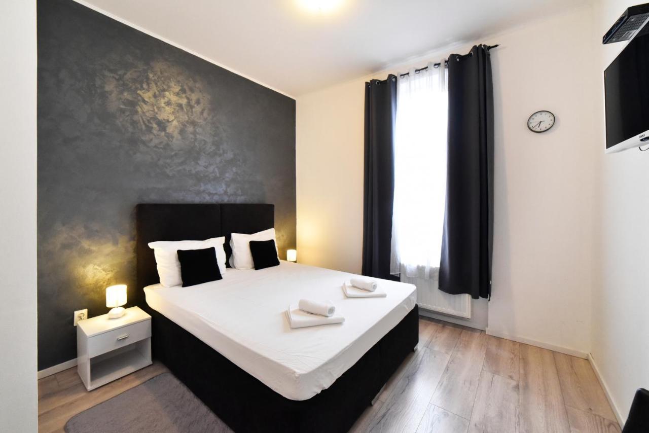 Virtus Apartments And Rooms With Free Private Parking 자그레브 외부 사진