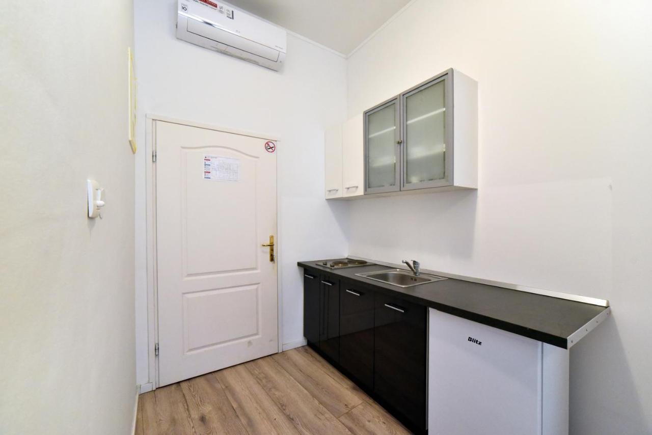 Virtus Apartments And Rooms With Free Private Parking 자그레브 외부 사진