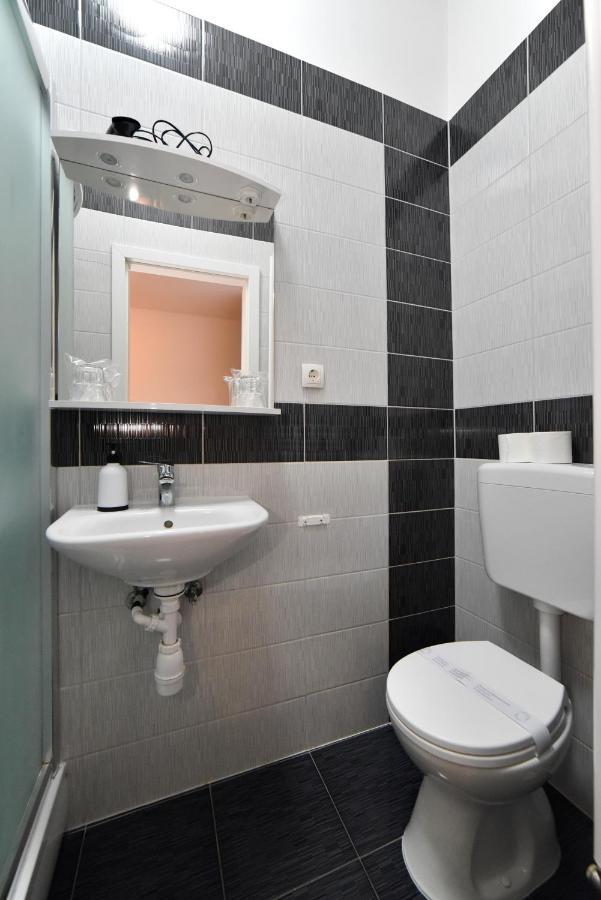 Virtus Apartments And Rooms With Free Private Parking 자그레브 외부 사진