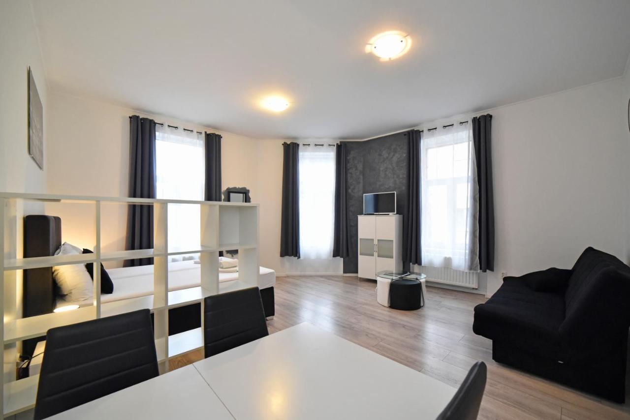 Virtus Apartments And Rooms With Free Private Parking 자그레브 외부 사진