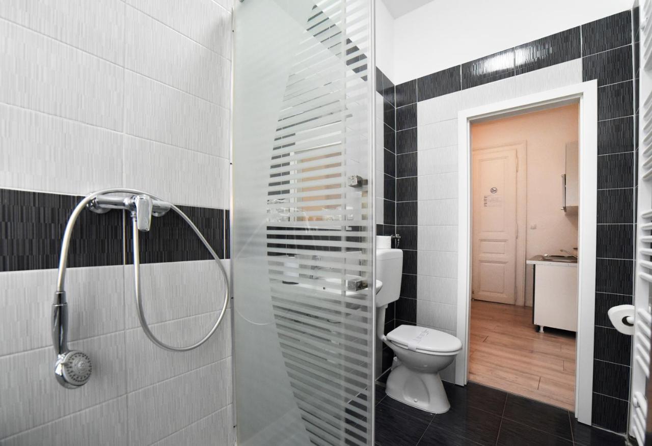 Virtus Apartments And Rooms With Free Private Parking 자그레브 외부 사진