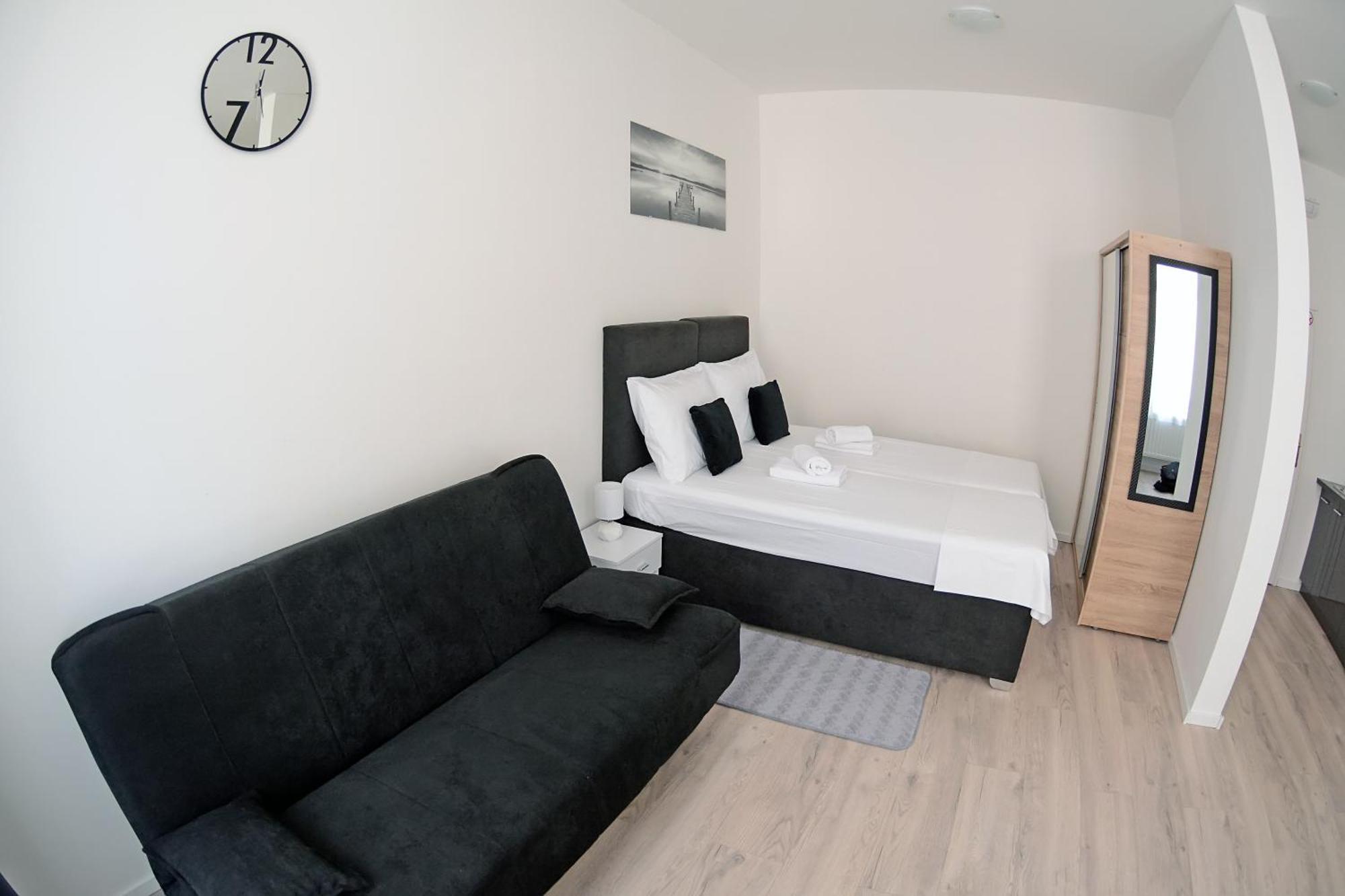 Virtus Apartments And Rooms With Free Private Parking 자그레브 객실 사진