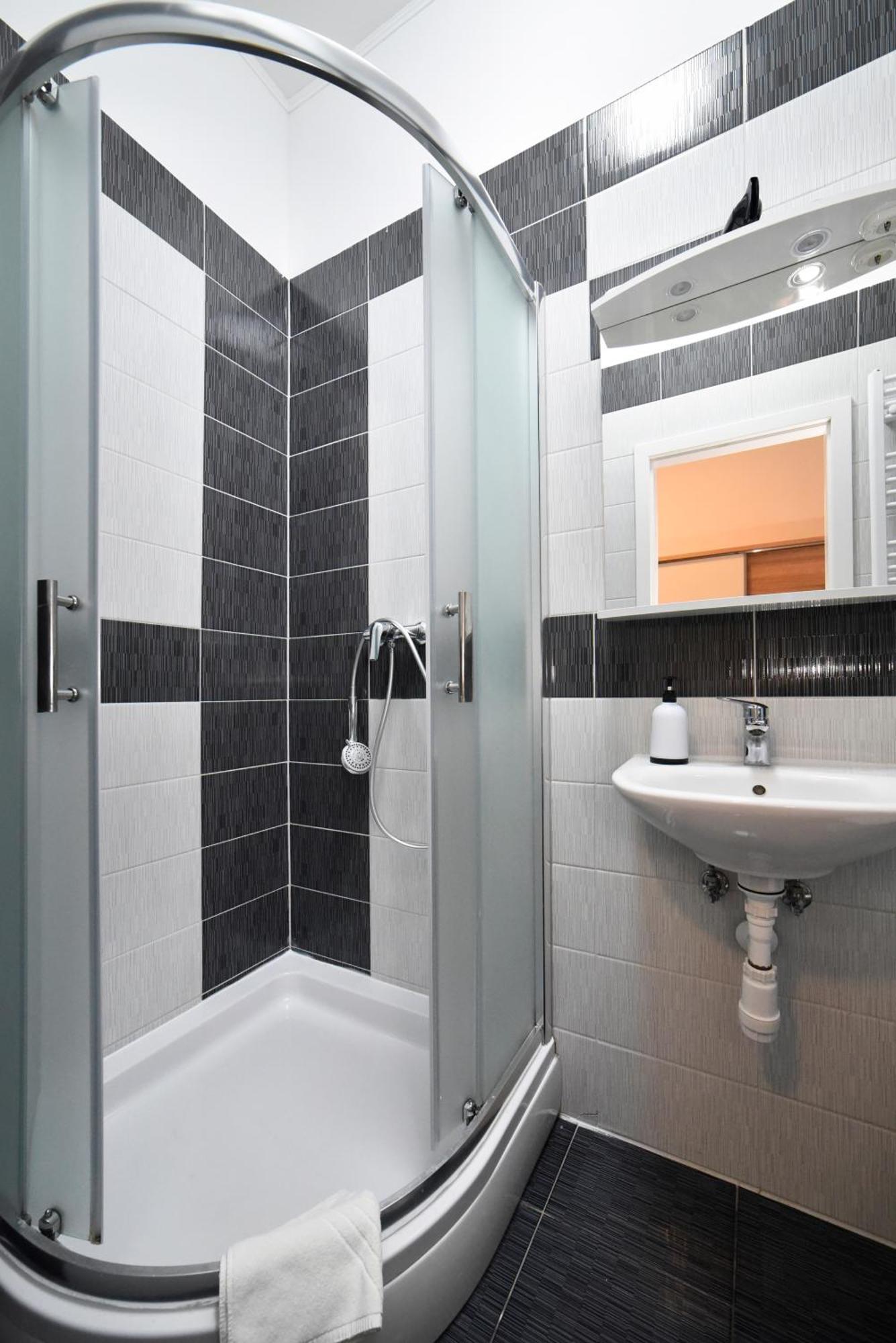 Virtus Apartments And Rooms With Free Private Parking 자그레브 외부 사진