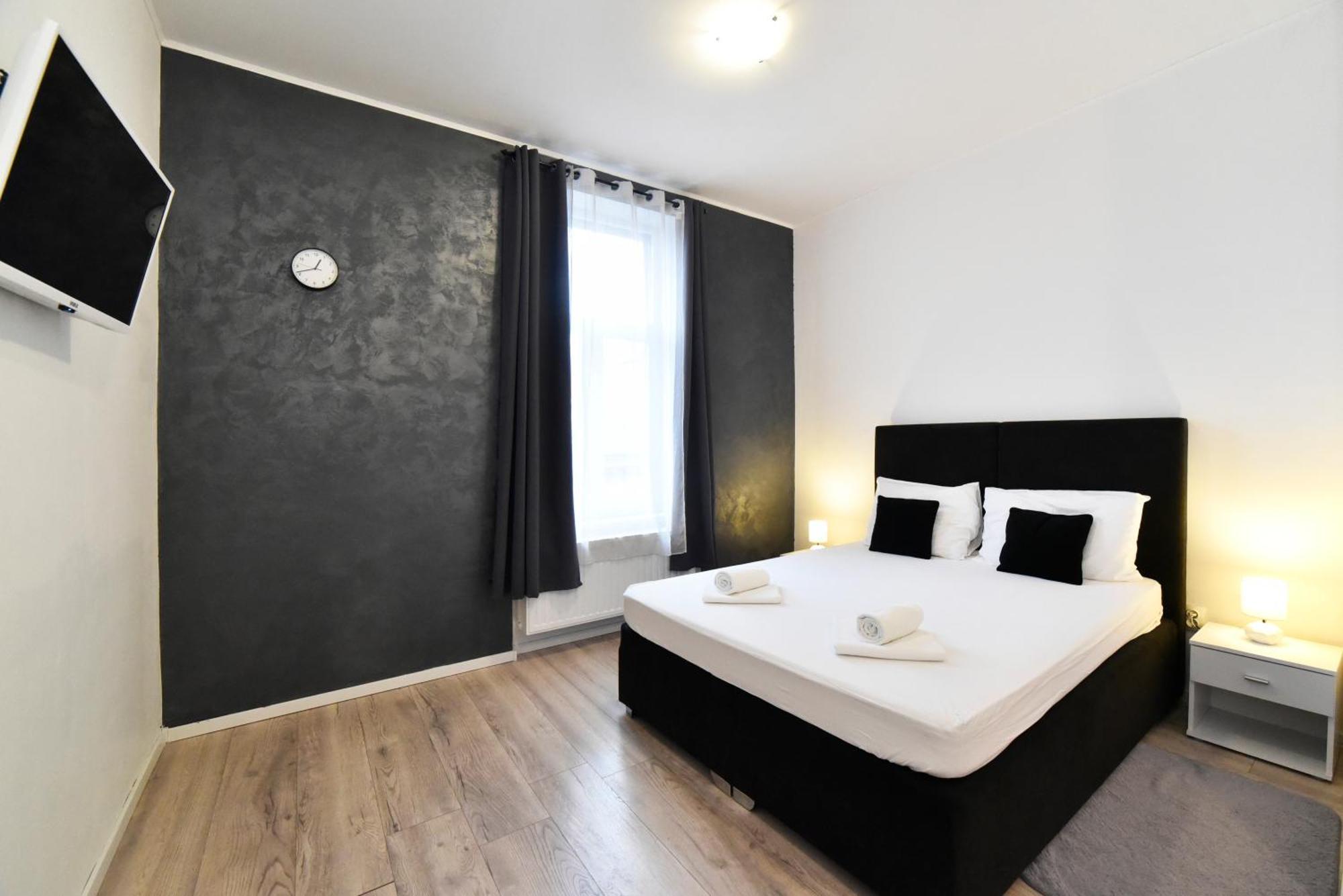 Virtus Apartments And Rooms With Free Private Parking 자그레브 외부 사진